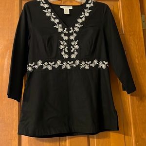 SAG-HARBOR Women’s top. 52%Linen 48%Rayon. Black with white embroidered. SZ PM